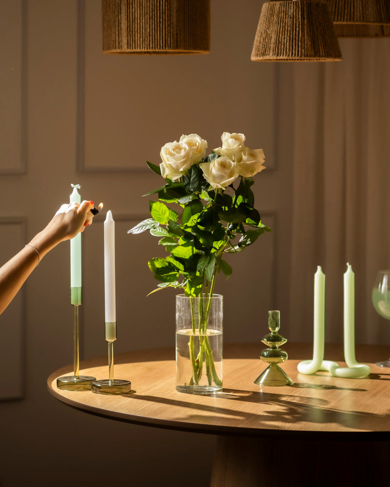 feey-wei-e-rosen-schnittblumen-strau image 2