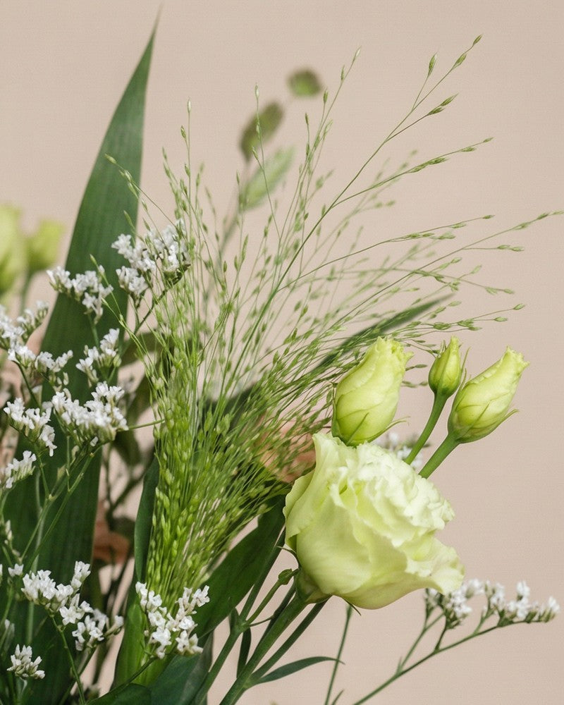 feey-pfirsichgarten-blumenstrau-mit-lisianthus image 5