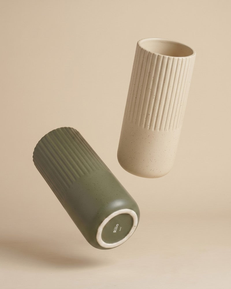 feey-keramik-vase-rilio-21-cm-gerillte-vase-in-naturt-nen image 2