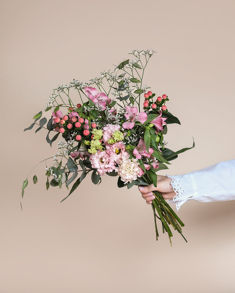 feey-ballerina-blumenstrau-rosa-schnittblumen-mit-lisianthus image 3