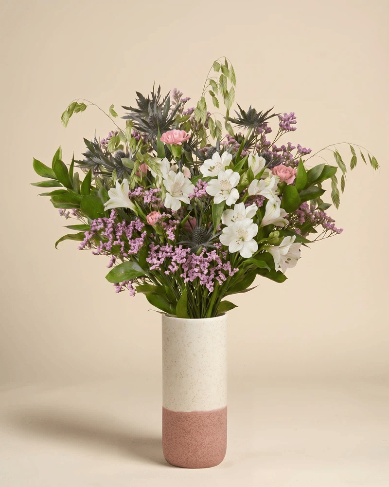 feey-umarmung-blumenstrau-alstroemeria-dianthus image 5
