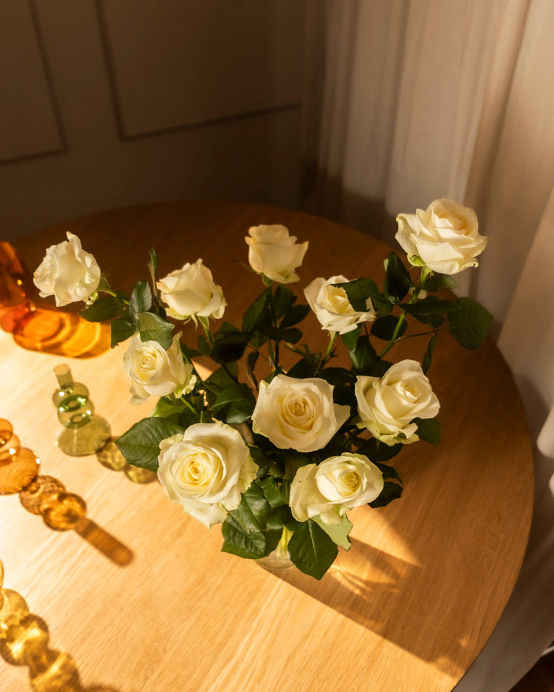 feey-wei-e-rosen-schnittblumen-strau image 7