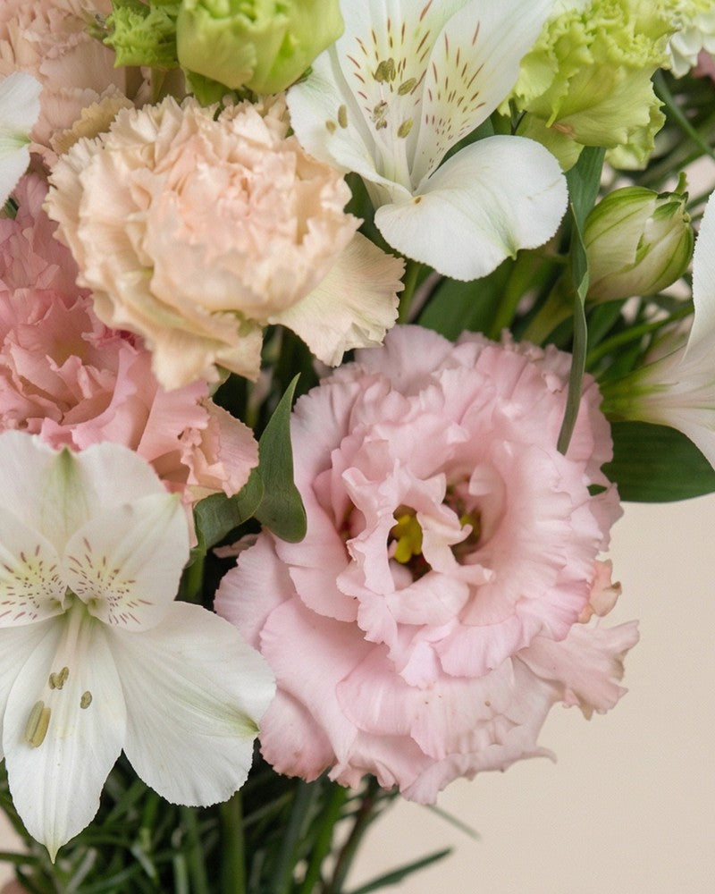 feey-picknickzeit-blumenstrau-mit-lisianthus image 6